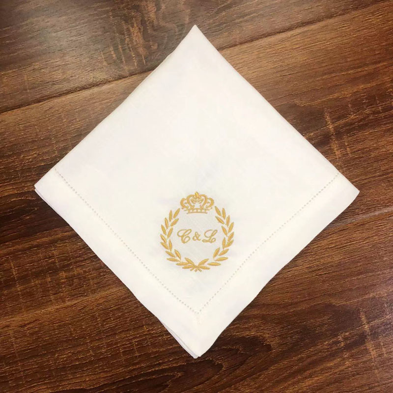Monogrammed Handkerchief - 맞춤형 모노그램 및 맞춤형, 코튼 및