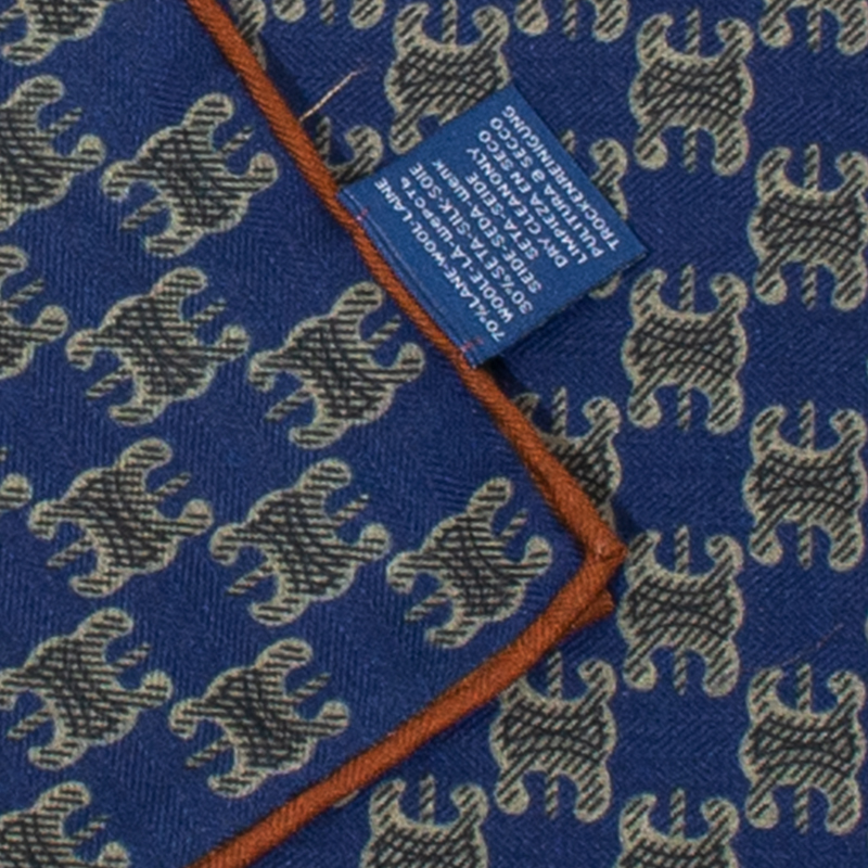 따뜻한 양면 모노그램 프린트 스카프 65x65cm 30 - Monogrammed Handkerchief 리뷰 및 가격